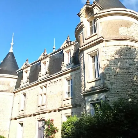 Le Chateau Ste Marie 住宿加早餐酒店 *