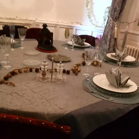 Le Chateau Ste Marie Bed & Breakfast