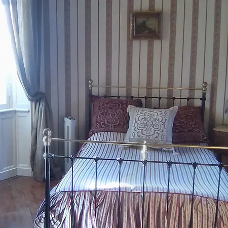 Oda ve Kahvaltı Le Chateau Ste Marie Fors