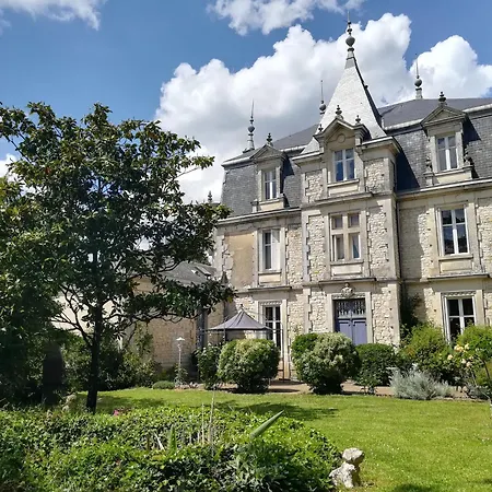 Le Chateau Ste Marie 住宿加早餐酒店 Fors