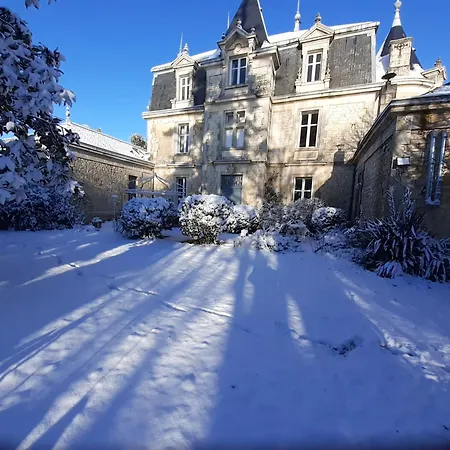 Le Chateau Ste Marie Bed & Breakfast *